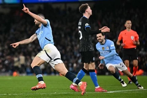 كتيبة جوارديولا تقلب الطاولة.. مانشستر سيتي يتقدم أمام كلوب بروج